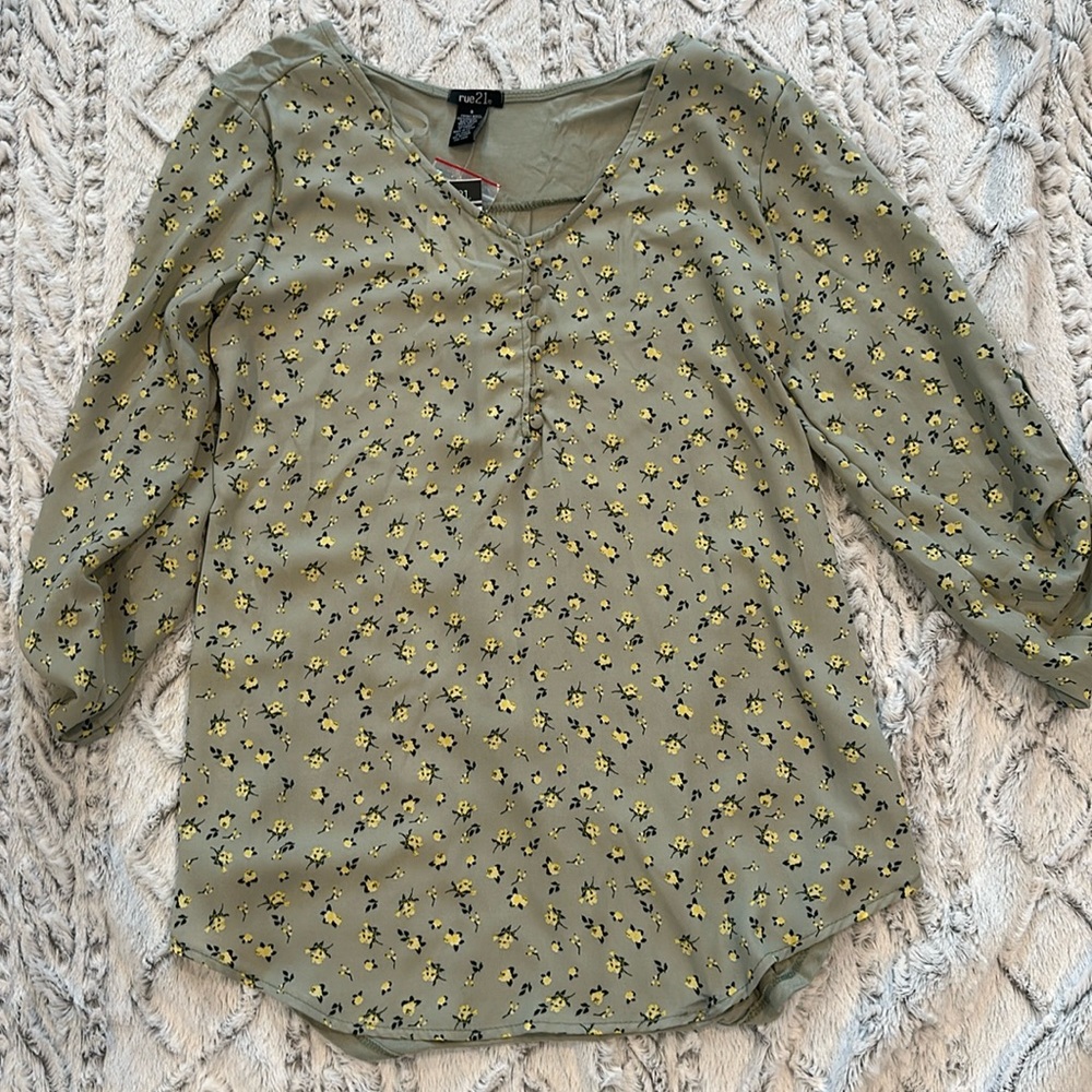 Rue 21 blouse